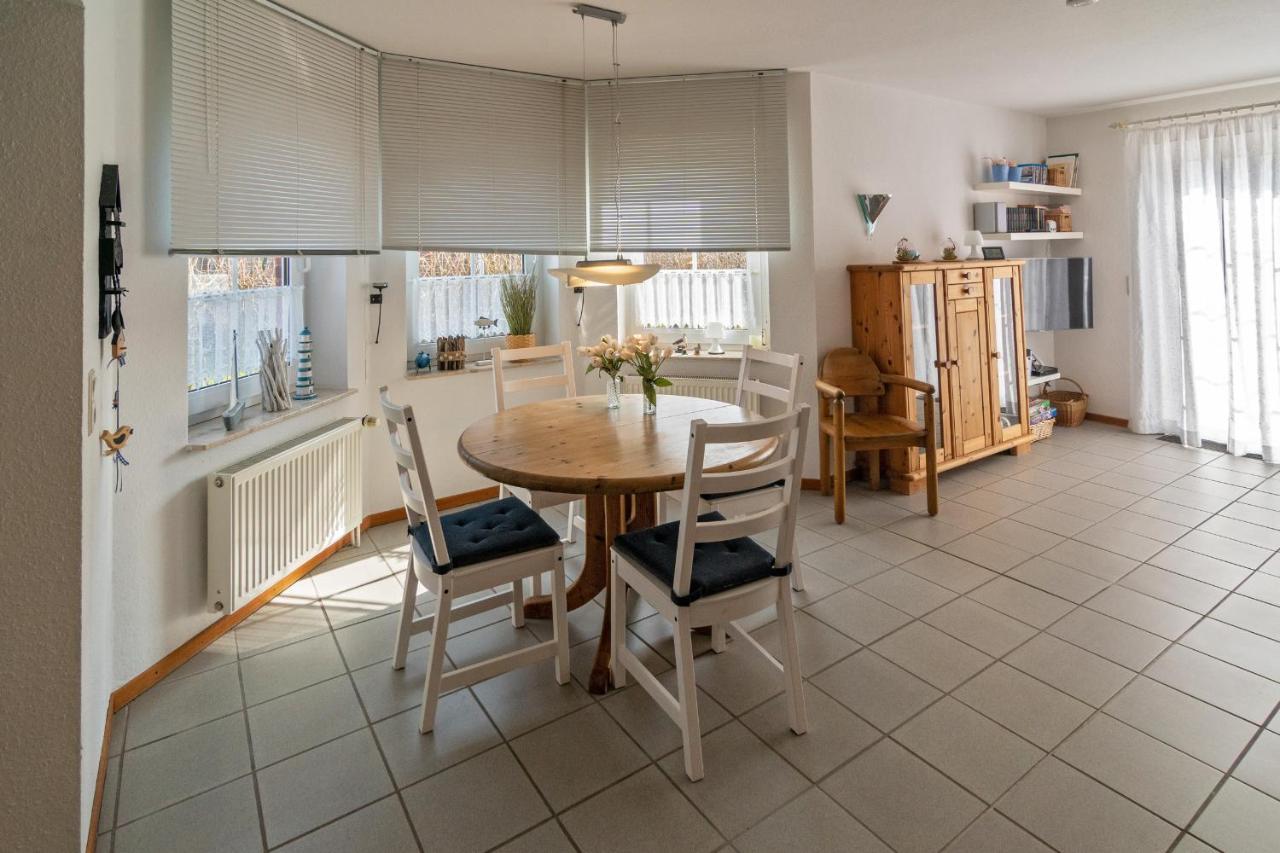Ferienhaus Strandlaeufer Neßmersiel エクステリア 写真